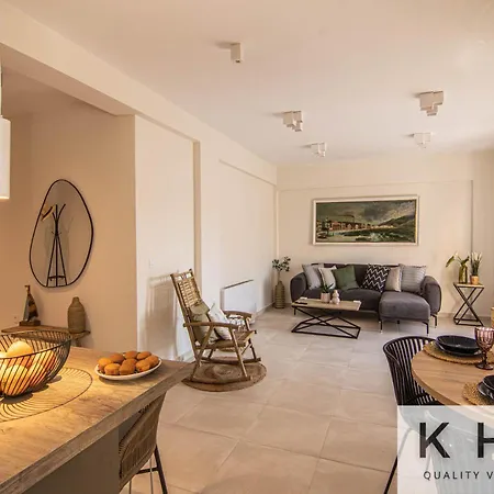 Platea Complex, Assos 2 Bed Apartment, Ammes 1 Bed Apartment, Aenos Open Plan Studio! Apartment *